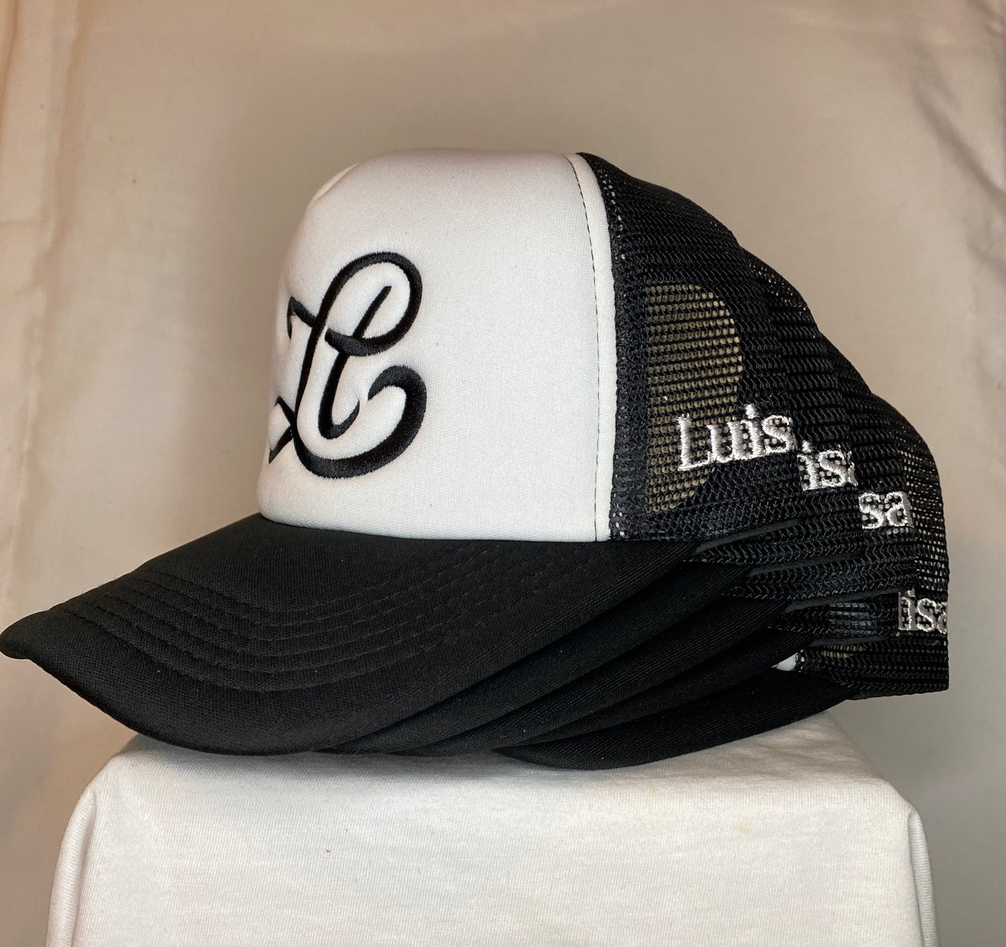 Classic Luisant Trucker