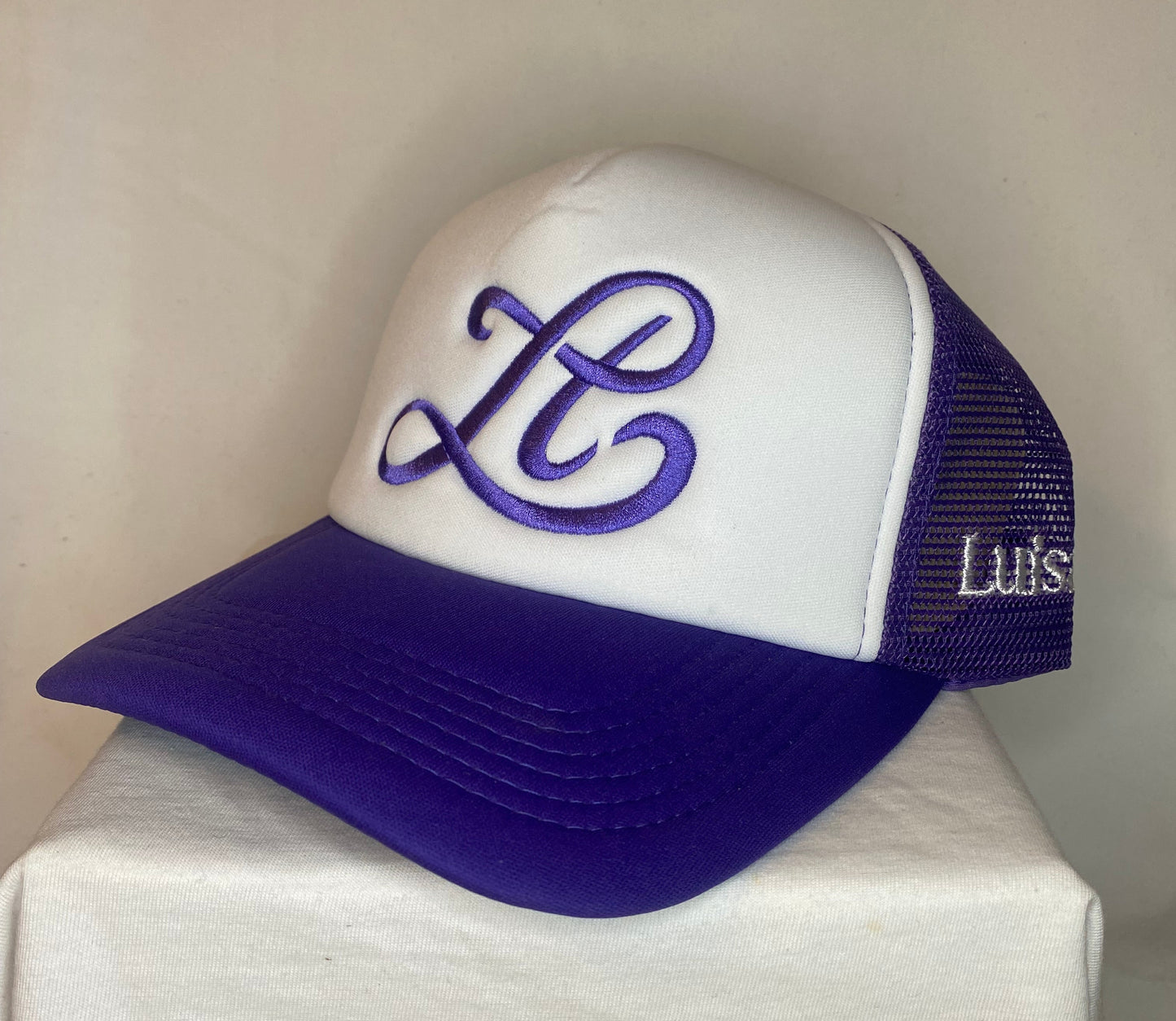 Lavender Luisant Trucker