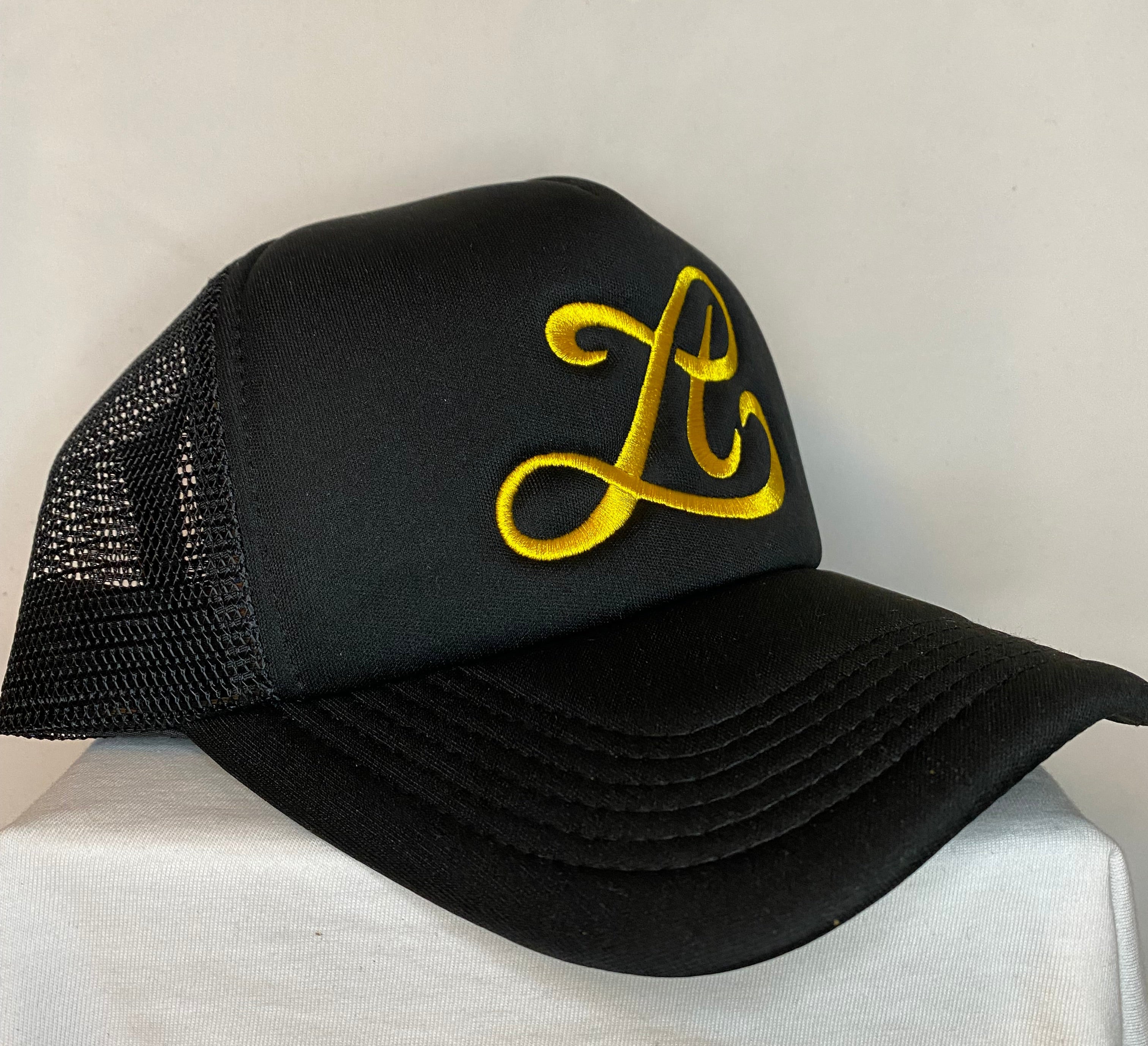 Midnight Gold Luisant Trucker